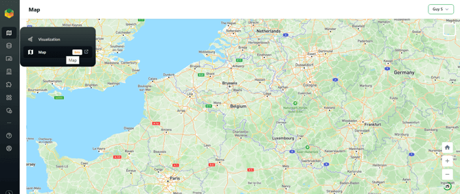 SCREENSHOT 1 Map overview - device list panel on the left, map on the right